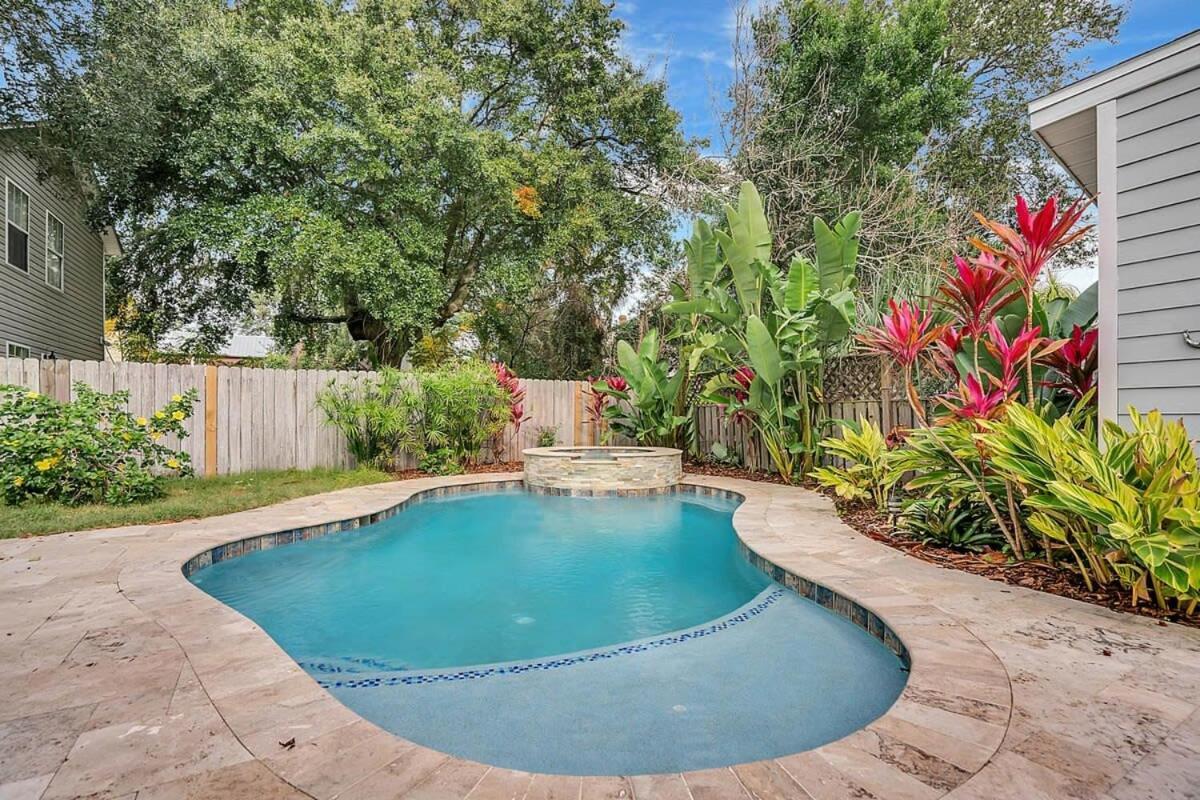 Charming Cottage W Pool, Walkable To Downtown 圣奥古斯丁 外观 照片